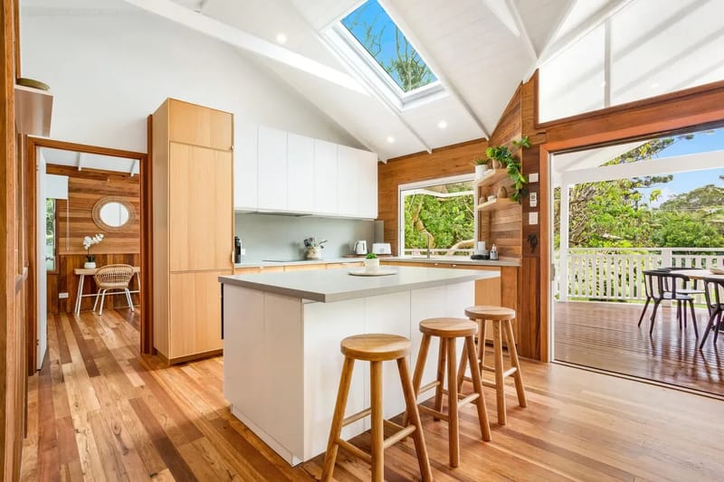 Golden Hus – spacious South Golden Beach home