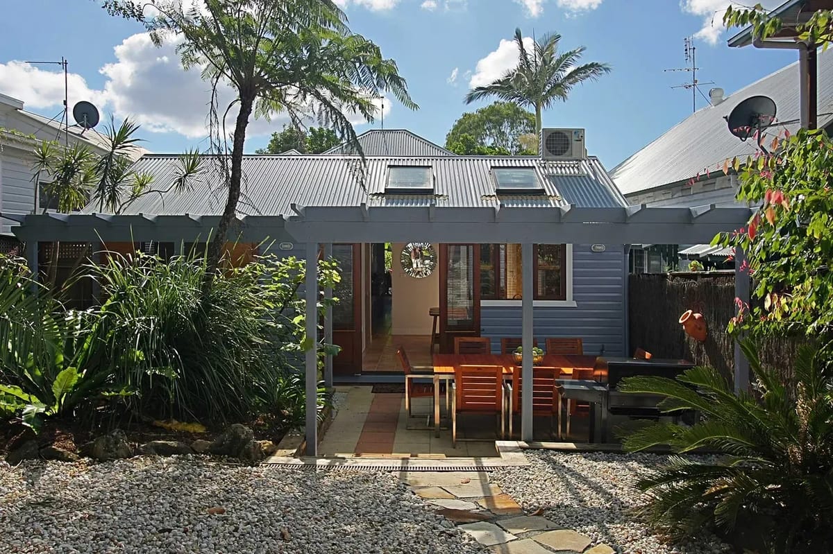 Harkaway – charming cottage in central Byron Bay