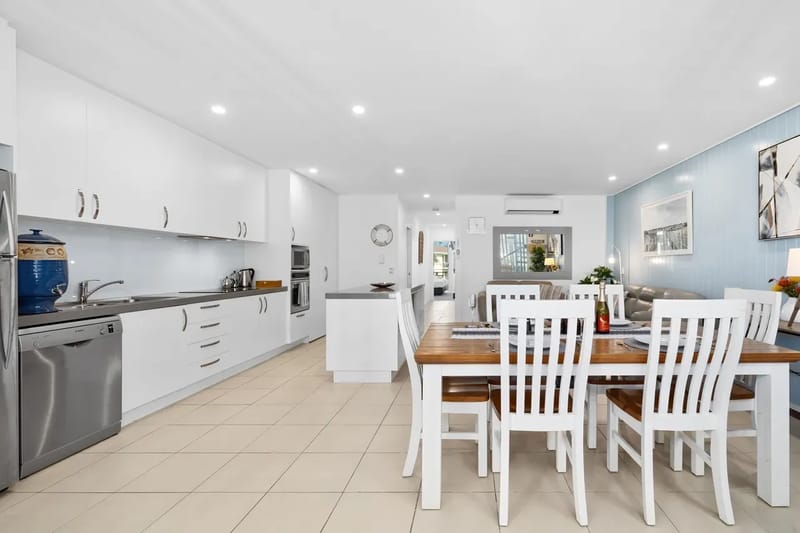 Paradiso ‘Surf 343’ – 3 Bedroom Superior Family Roof Top