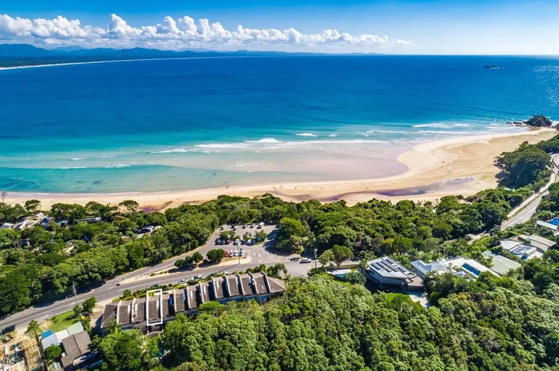 4 James Cook Apartments – renovated beachside pad