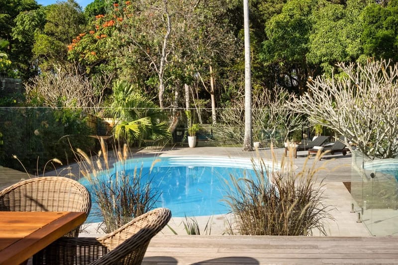 Kirra Beach House – relax in pool & sauna