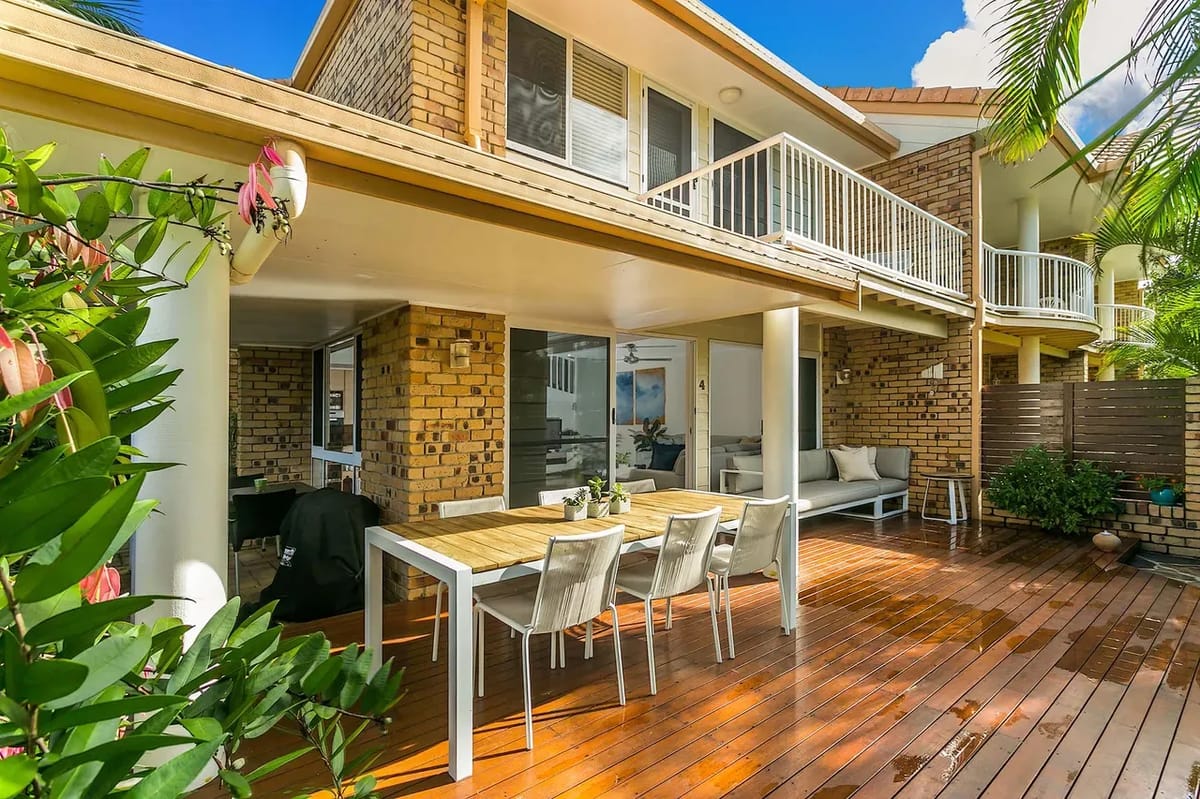 Tradewinds 4 – beachside 3 BR townhouse