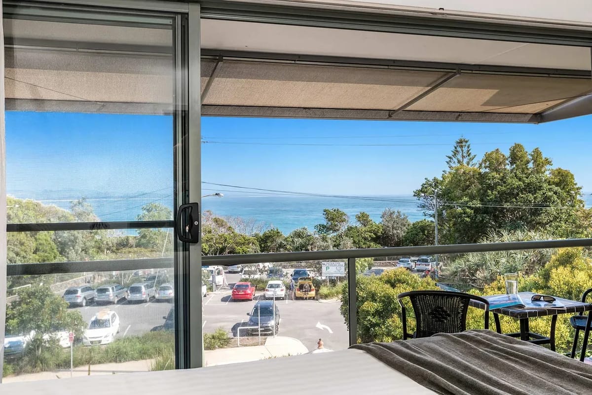 11 James Cook Apartments – w. pool &amp; beach access