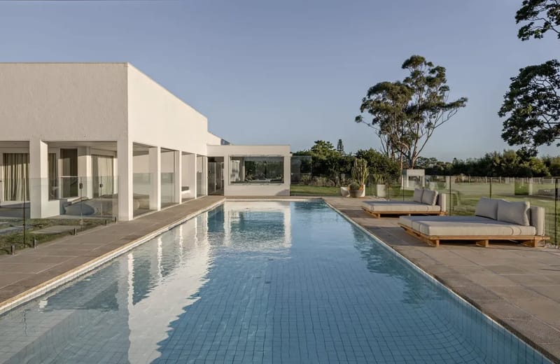 Amileka – luxury 25 acre estate with pool