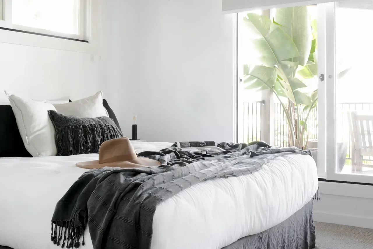 Sway – stunning 5 BR beach house with pool