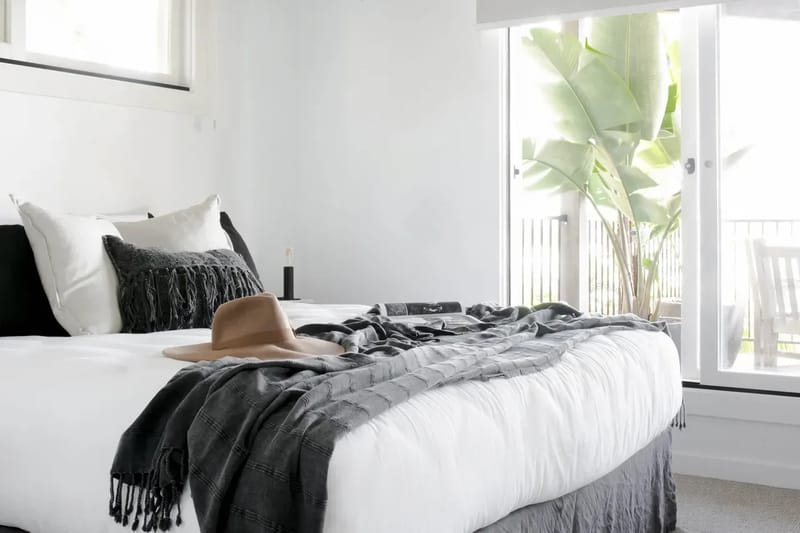 Sway – stunning 5 BR beach house with pool
