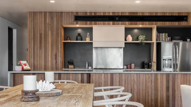 Tallowood – luxury beach house with pool & studio