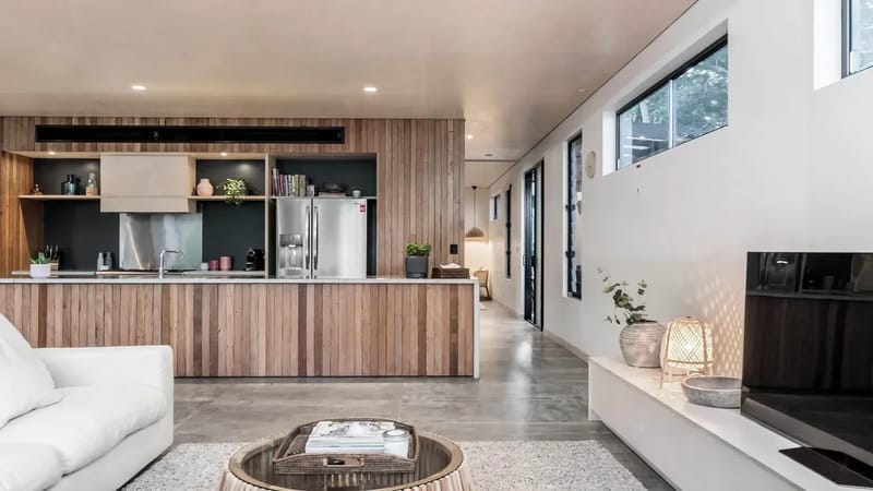 Tallowood – luxury beach house with pool & studio