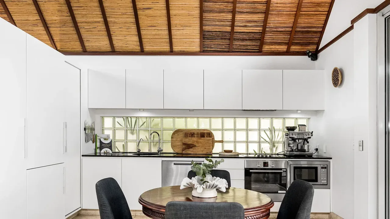 Grand Luxe Villa A – 19A Gordon St