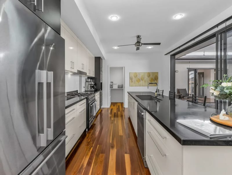 Lennox Coastal Retreat – resort-style home w. pool