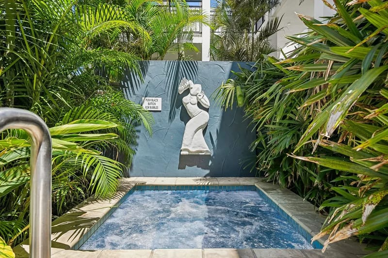 Paradiso 3 Bedroom Family Roof Top 345