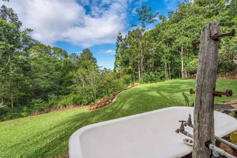 Twin Tallows – secluded couples retreat