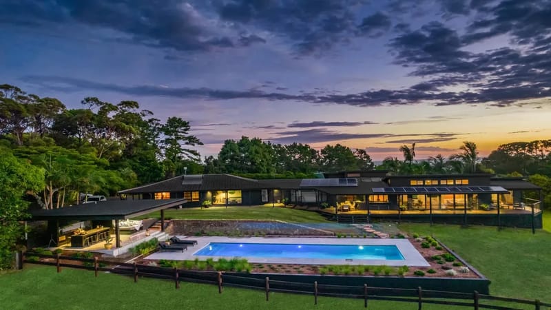 Illuka on Coopers – hinterland retreat with pool
