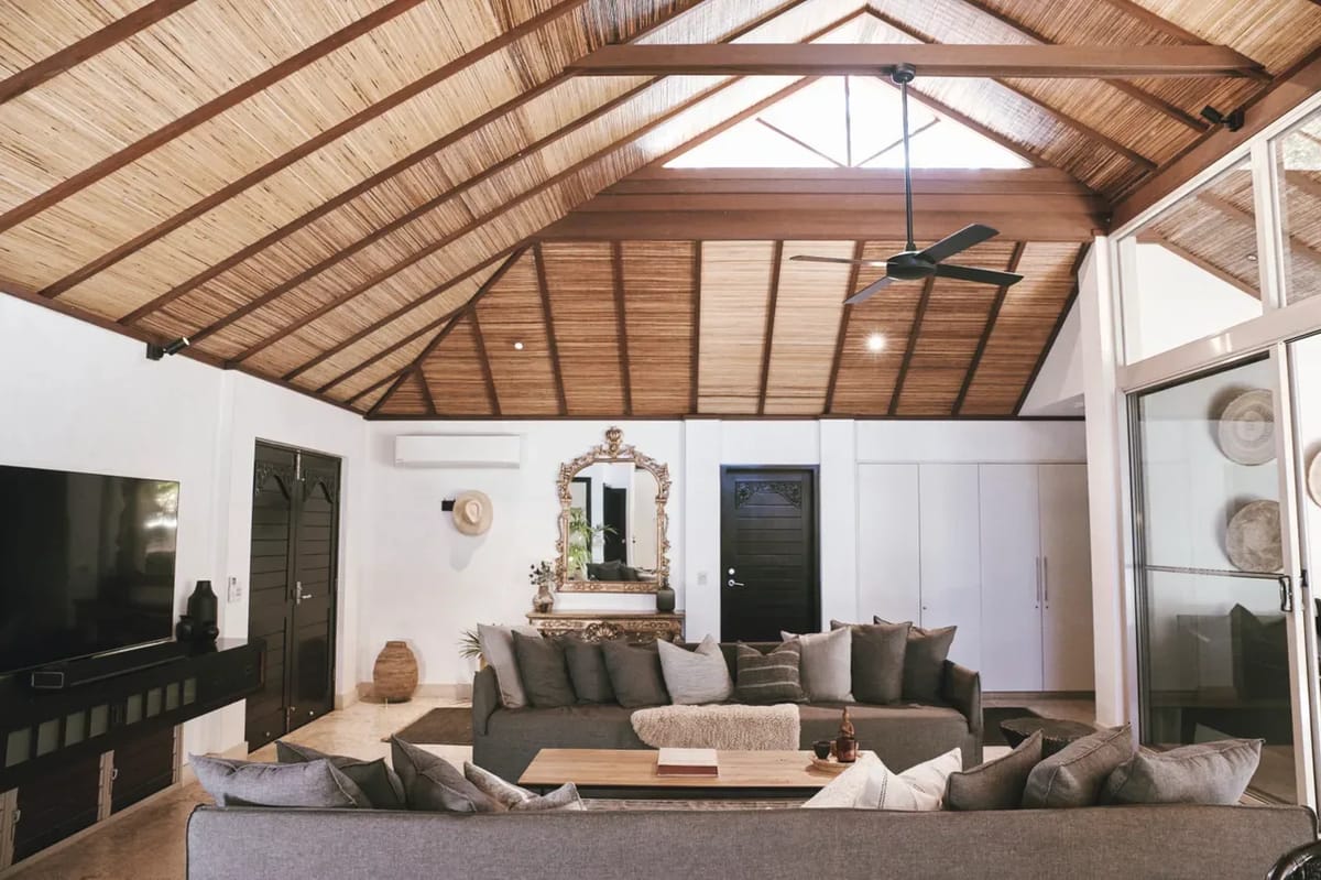 Grand Luxe Villa B – 19B Gordon St