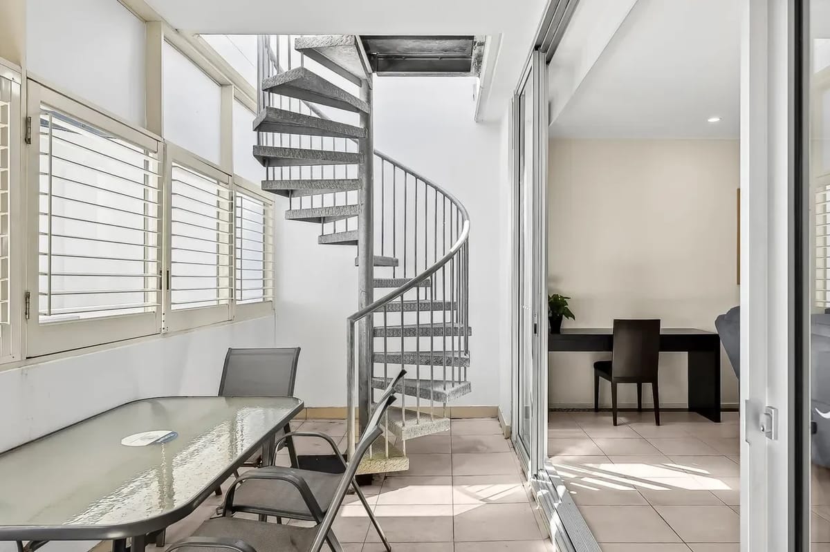 Paradiso 3 Bedroom Family Roof Top 350
