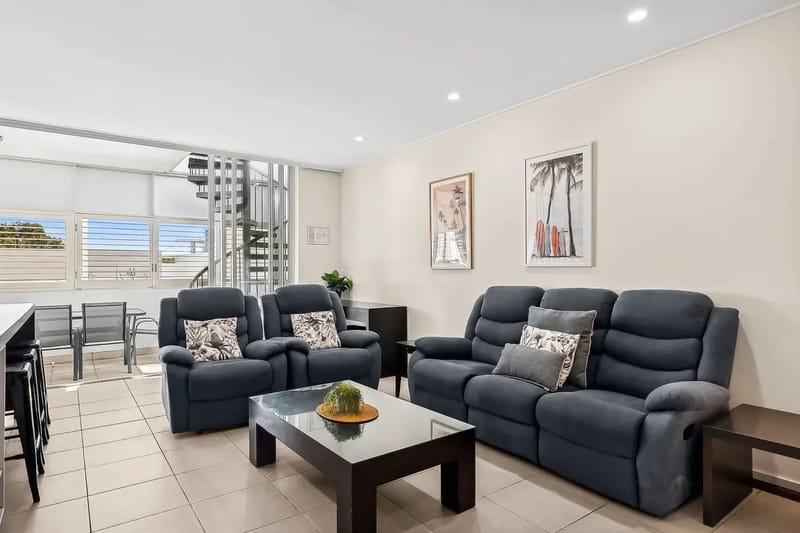 Paradiso 3 Bedroom Family Roof Top 350