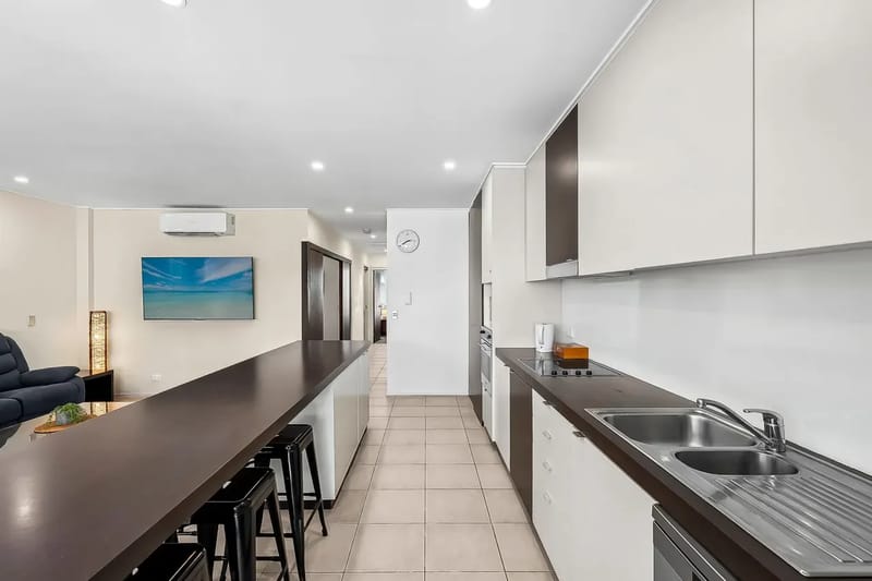 Paradiso 3 Bedroom Family Roof Top 344