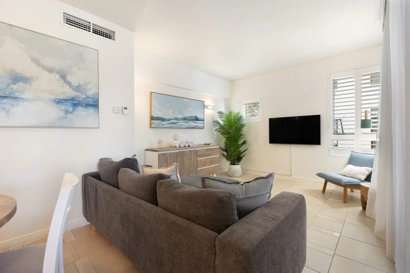 Laguna on Hastings, apartamento 312 en pleno centro de Hastings Street, 2 dormitorios en planta baja