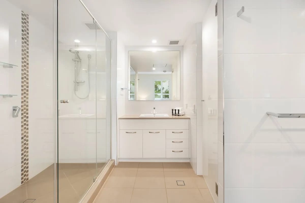 Laguna on Hastings, apartamento 312 en pleno centro de Hastings Street, 2 dormitorios en planta baja