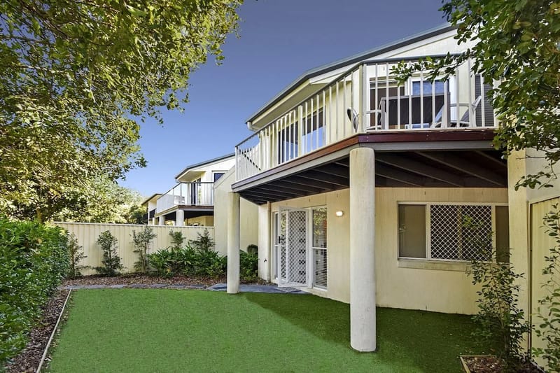 Advance Retreat On Sunrise Beach Noosa