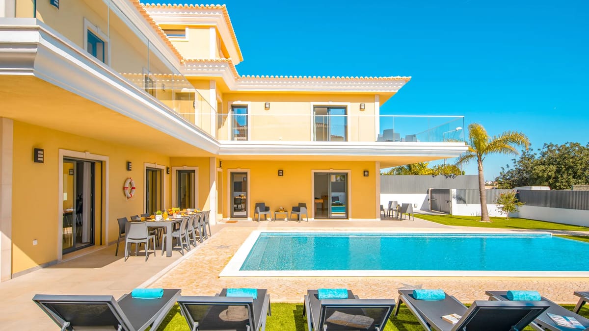 Villa Lion Beach