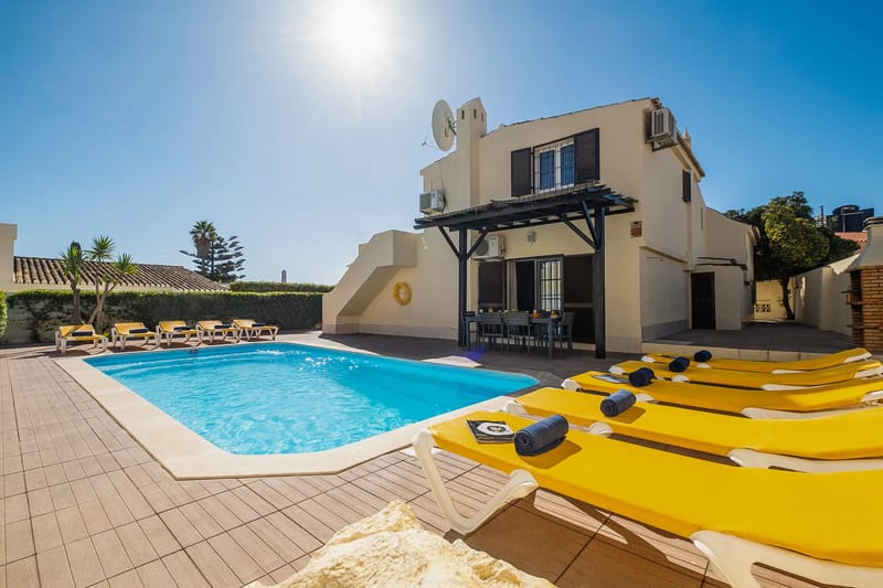 Villa Dorado