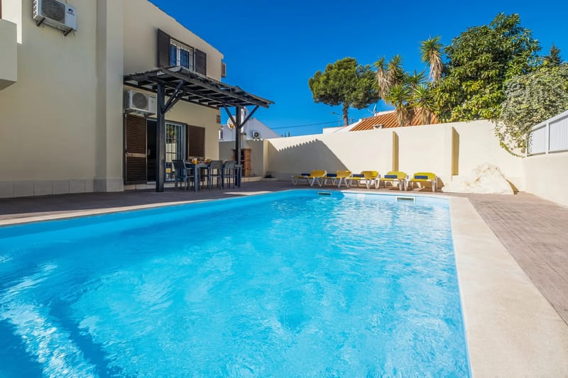 Villa Dorado