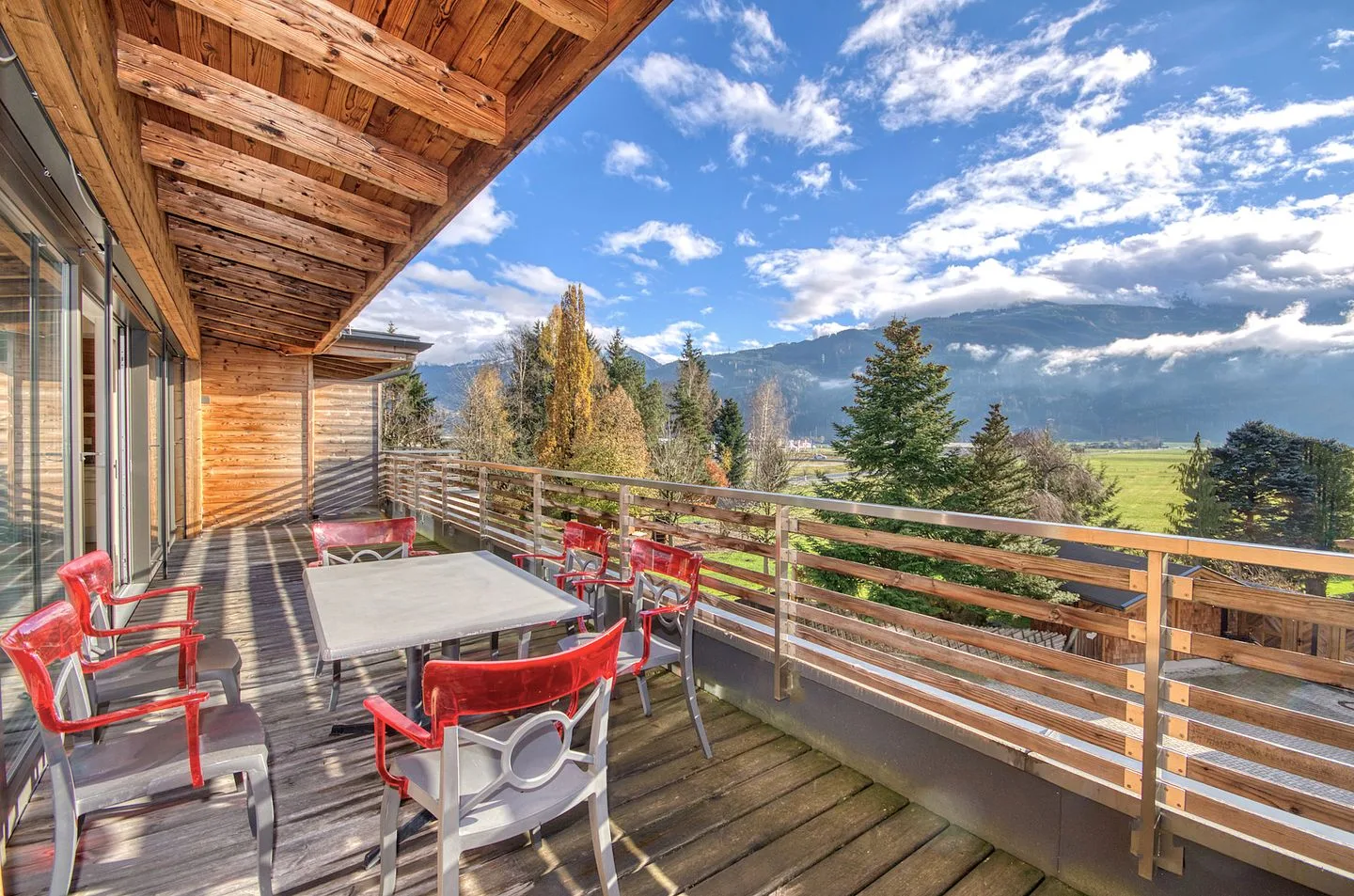 Penthouse Ski & Golf