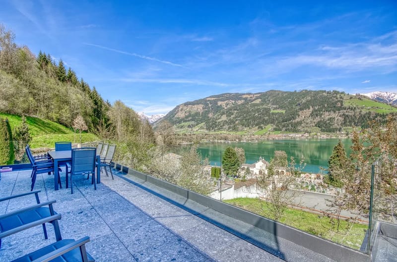 Chalet Lake View