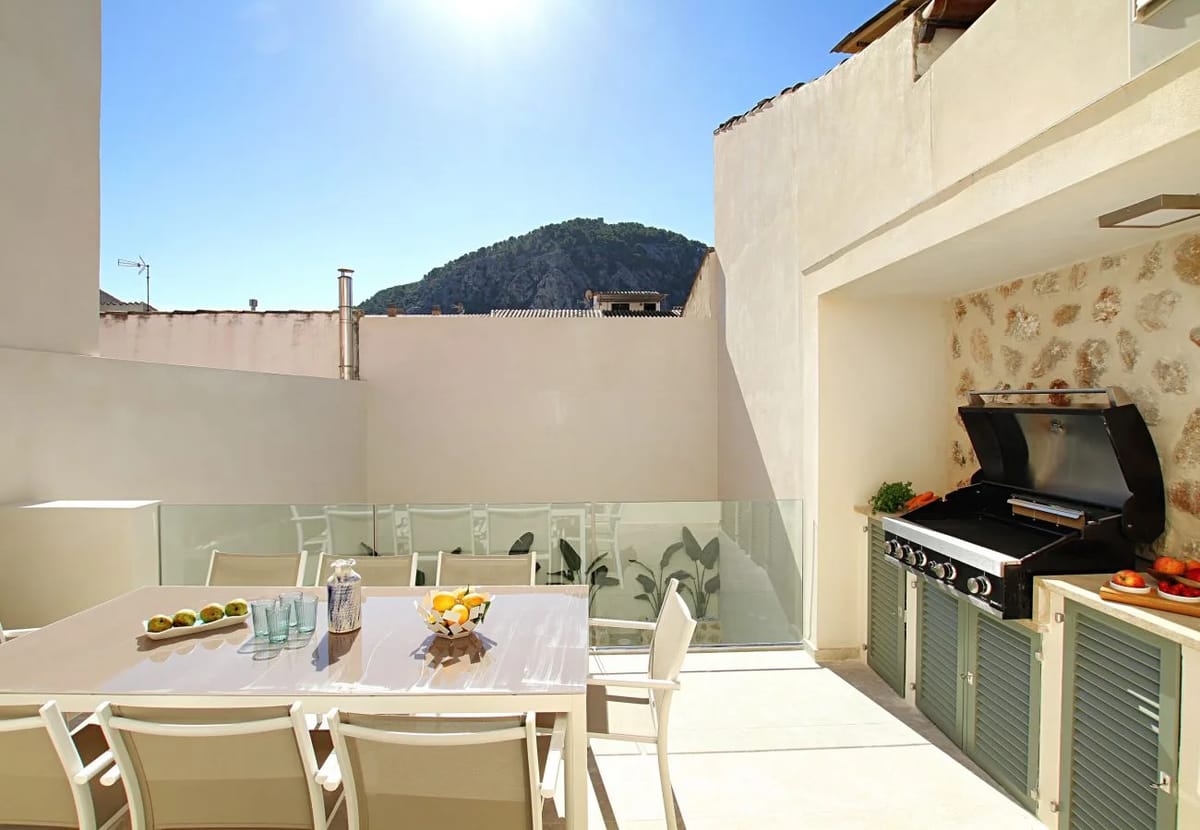 Terraced House in Pollensa - Pius Eleven