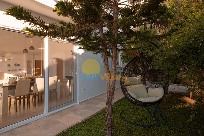 Villa İona