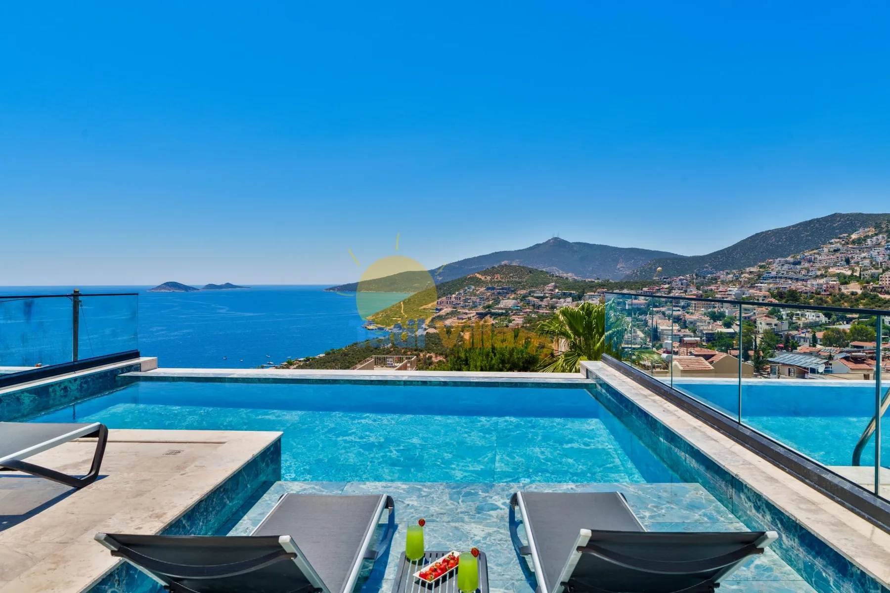 Villa Mayra