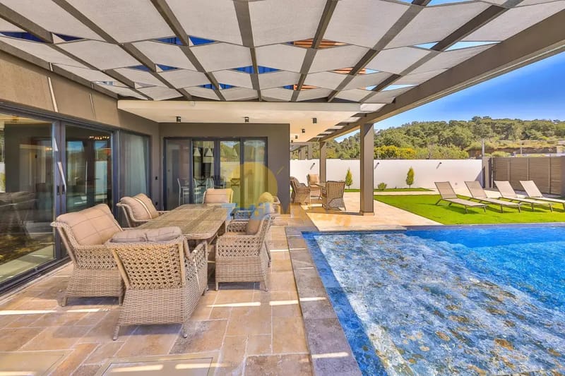 Villa Fresco gallery image