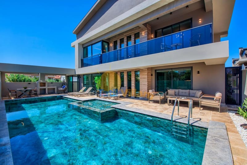 Elite Deluxe Villa