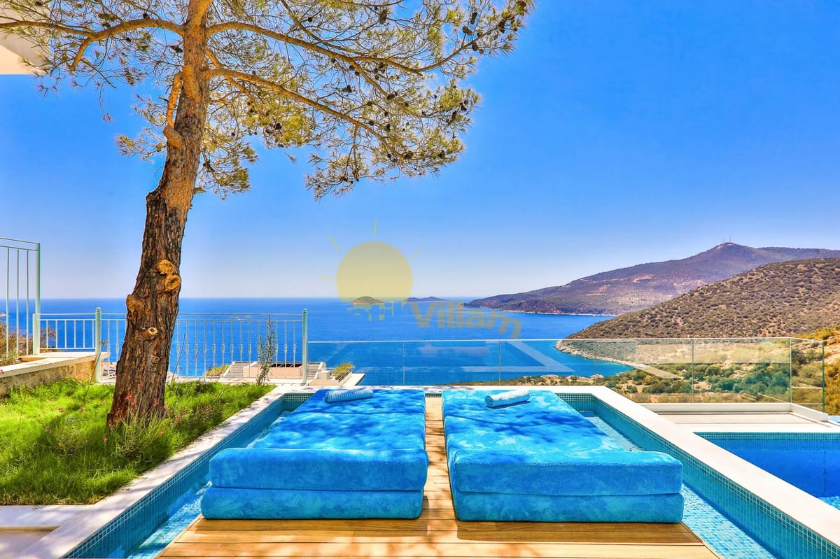 Villa Marble