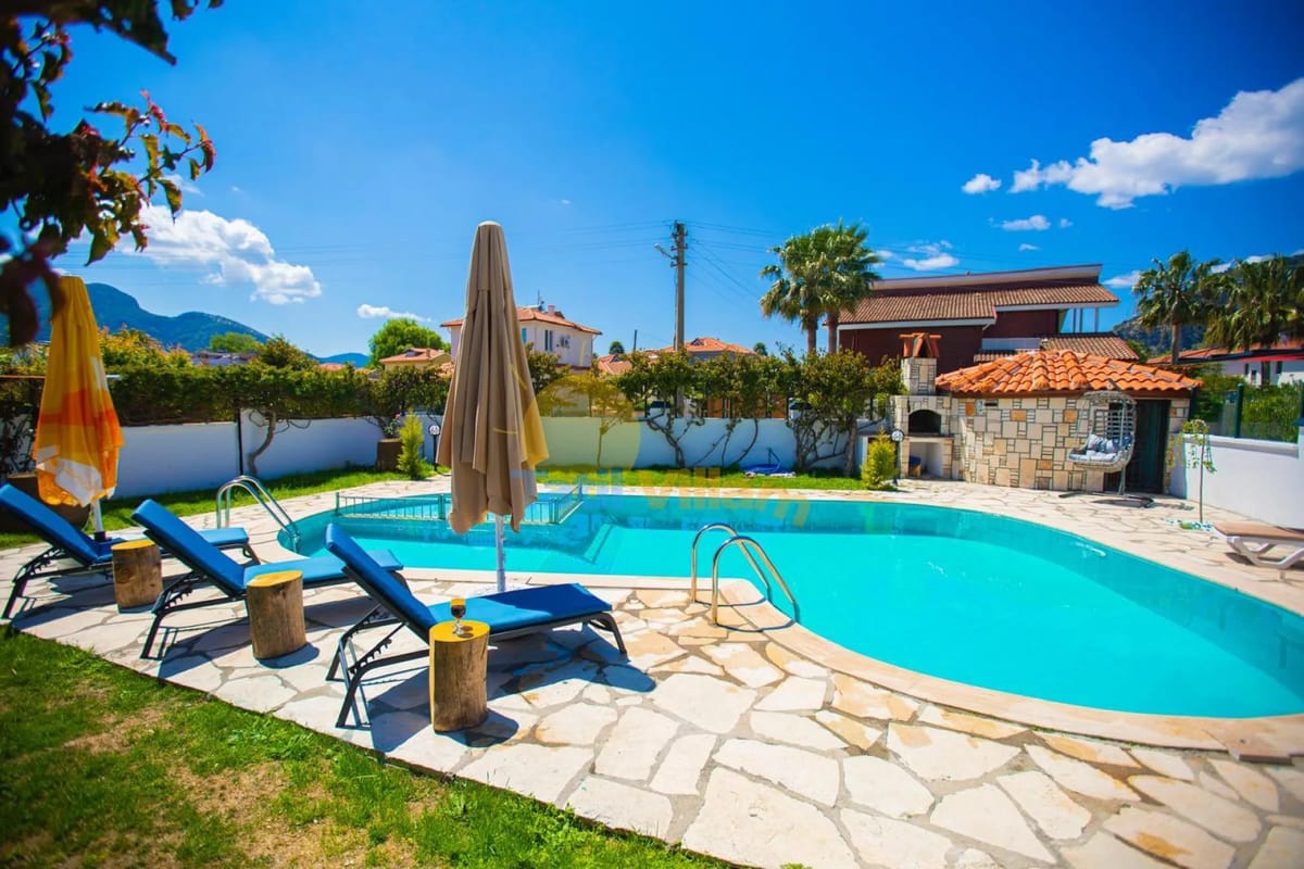 Villa Aragon