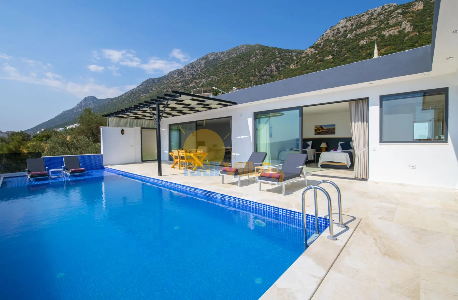 Villa Hay