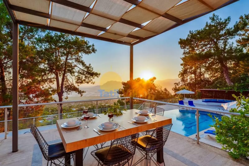 Villa Nirvana