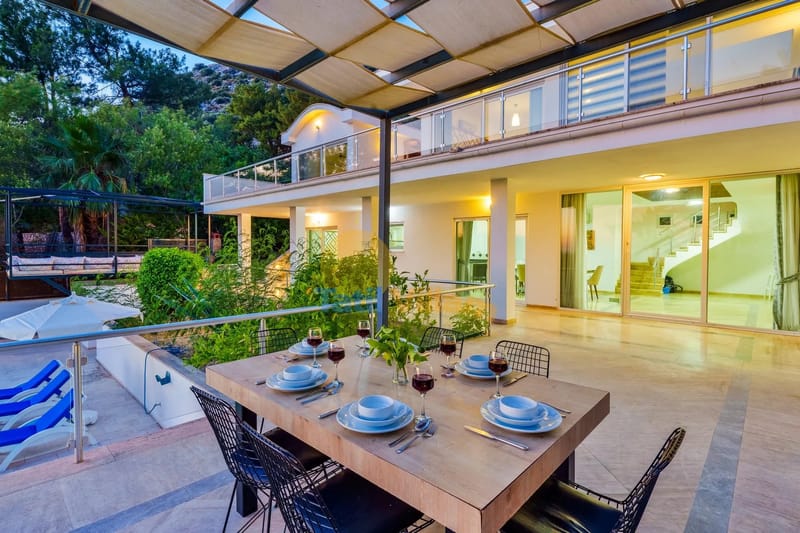 Villa Nirvana