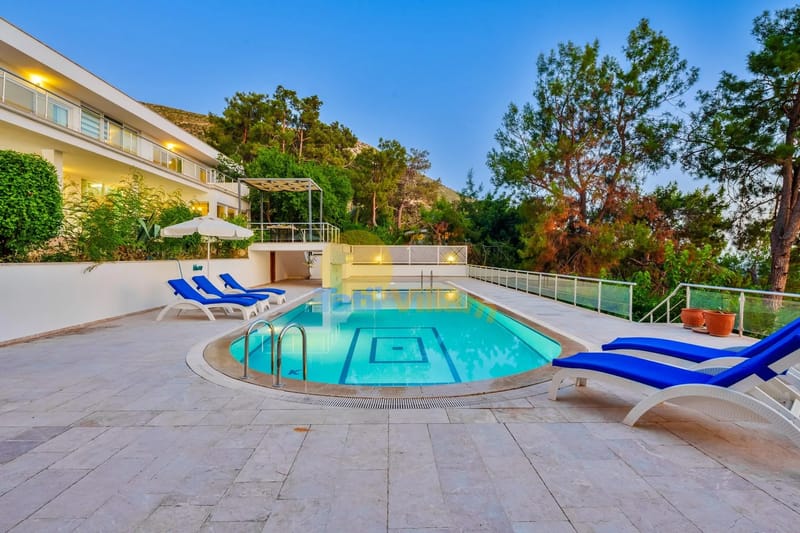 Villa Nirvana