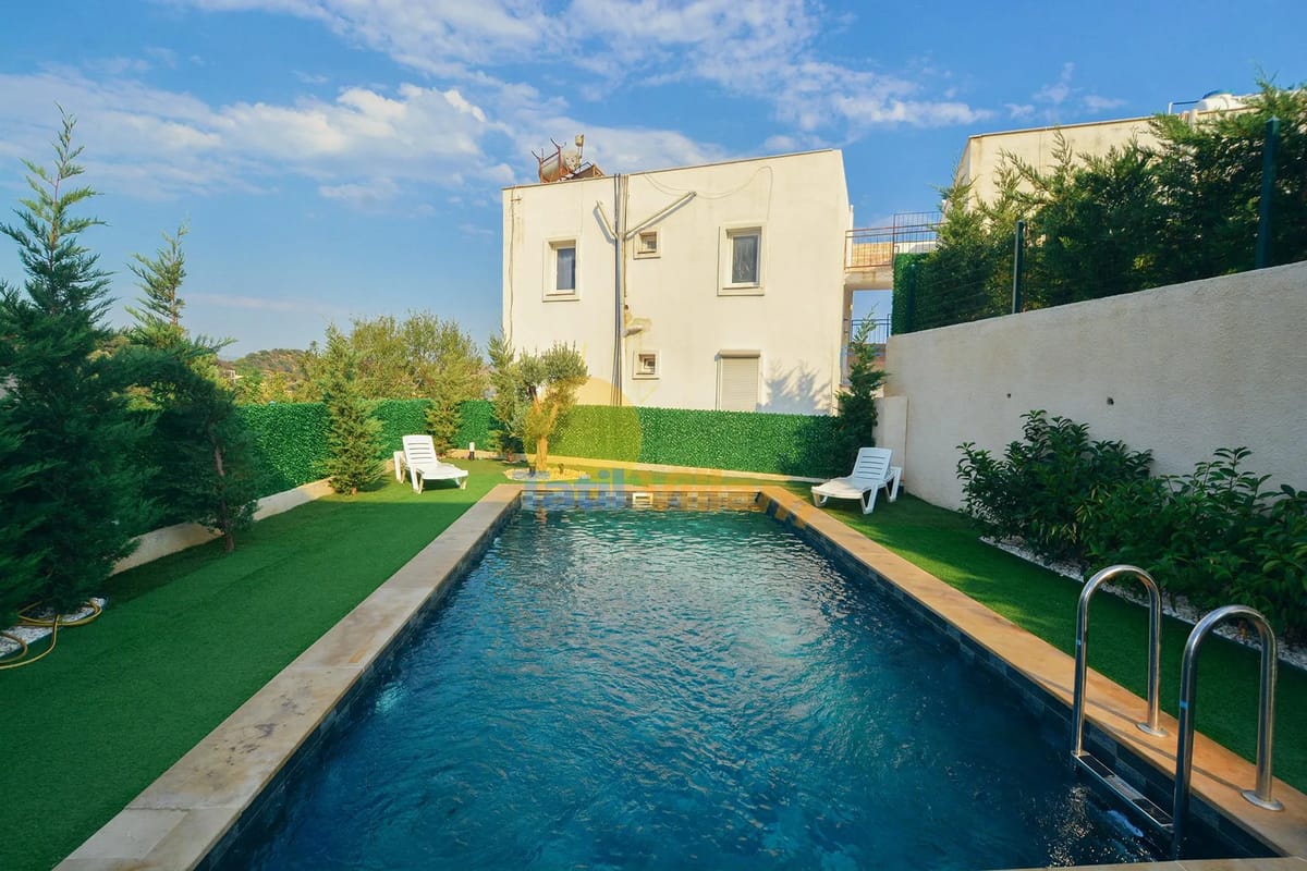 Villa Kadre