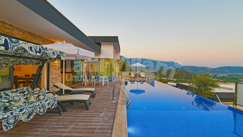 Villa Navona property photo