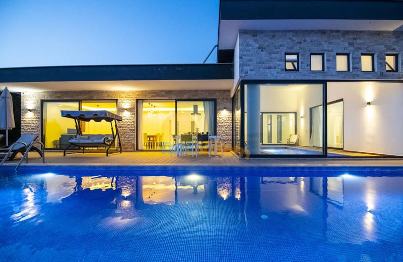 Villa Navona property photo