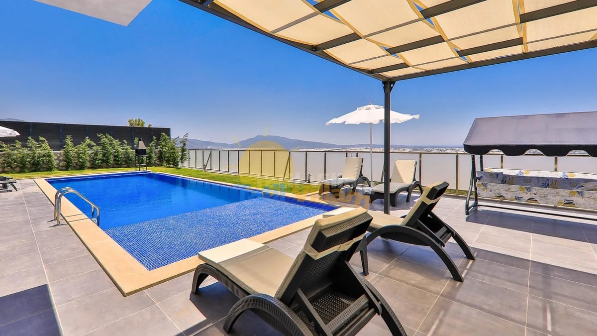 Villa Azra