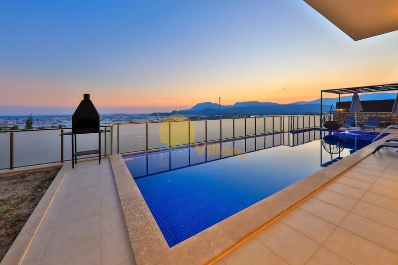 Villa Manolya