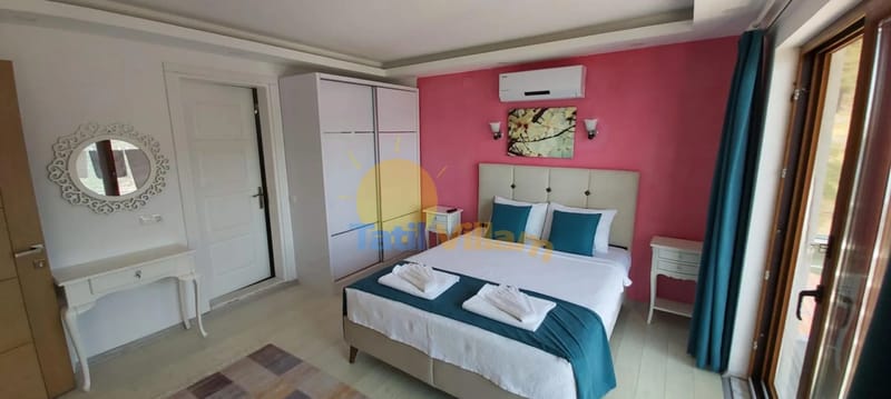 Villa Almira