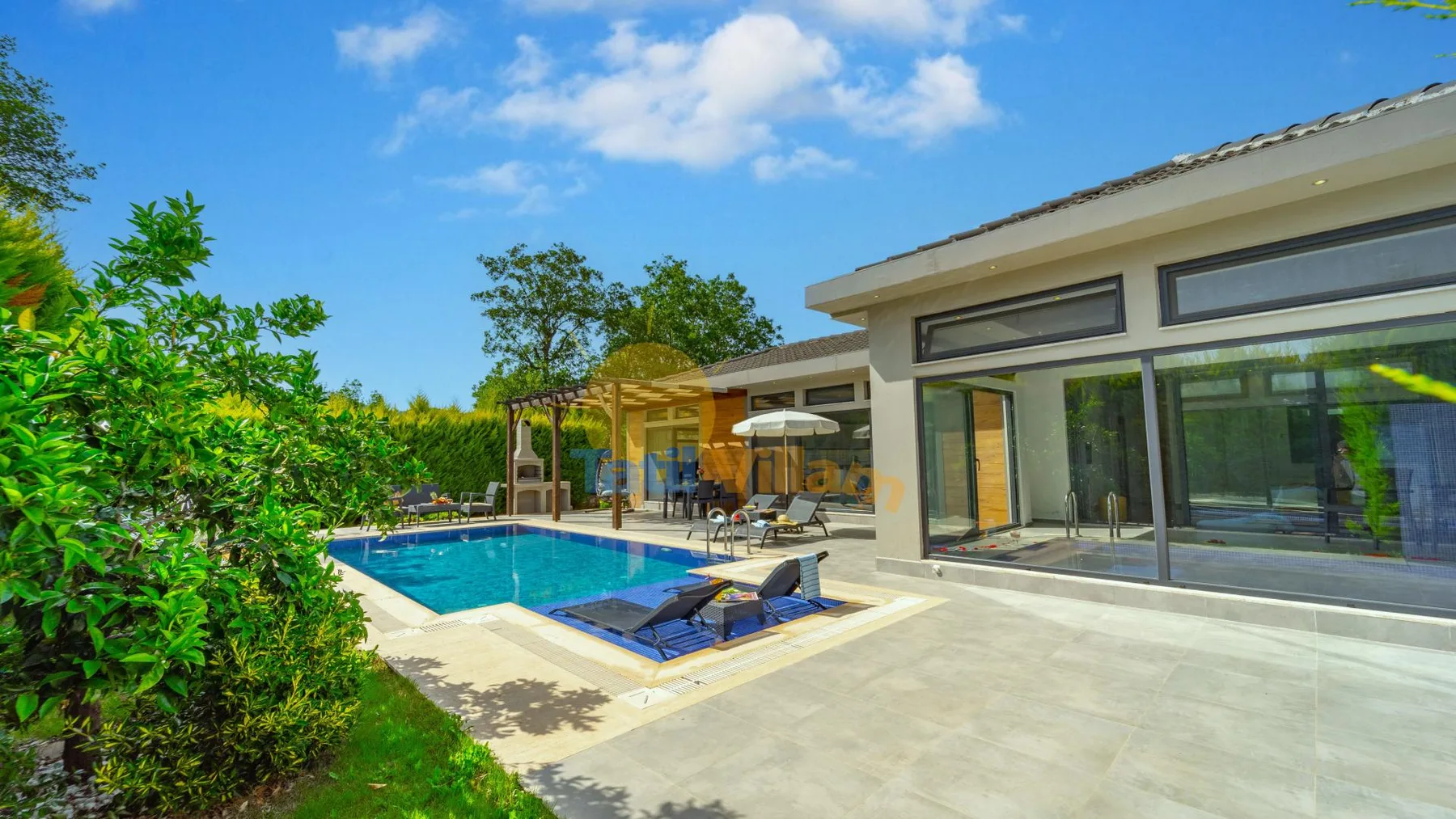 Villa Lara gallery image