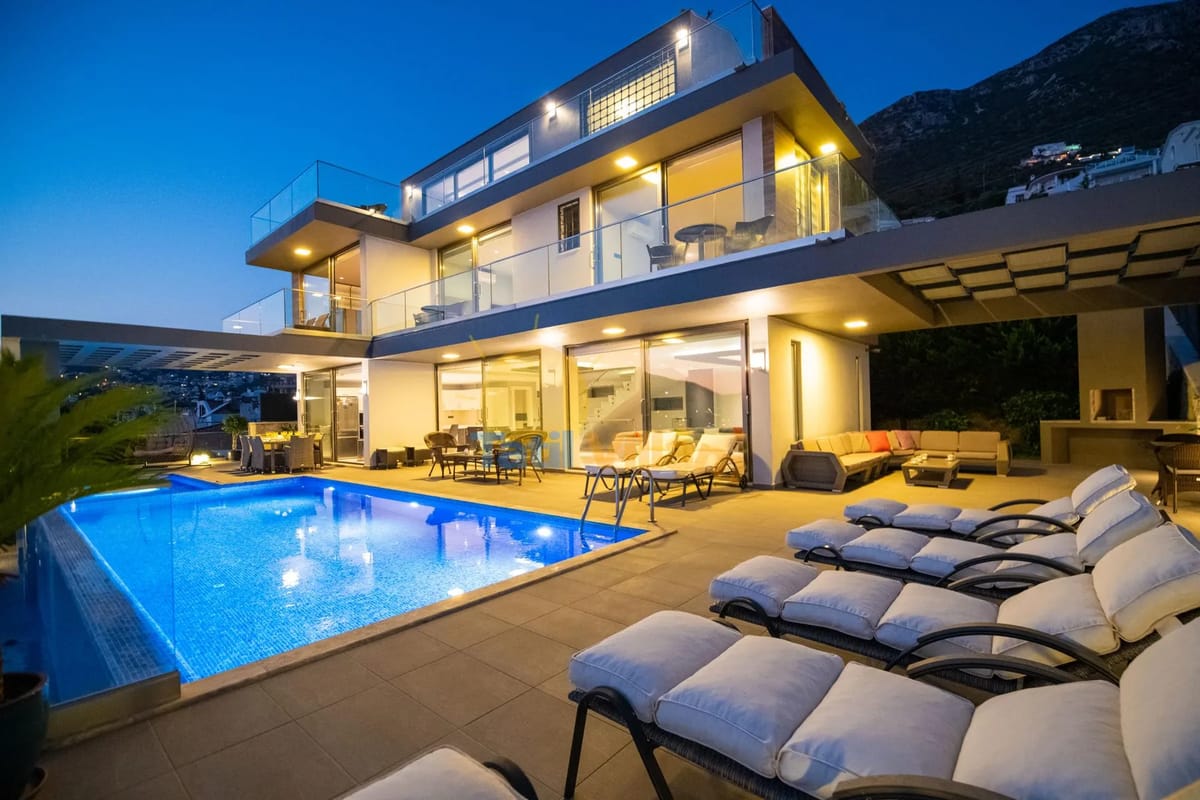 Villa Escape