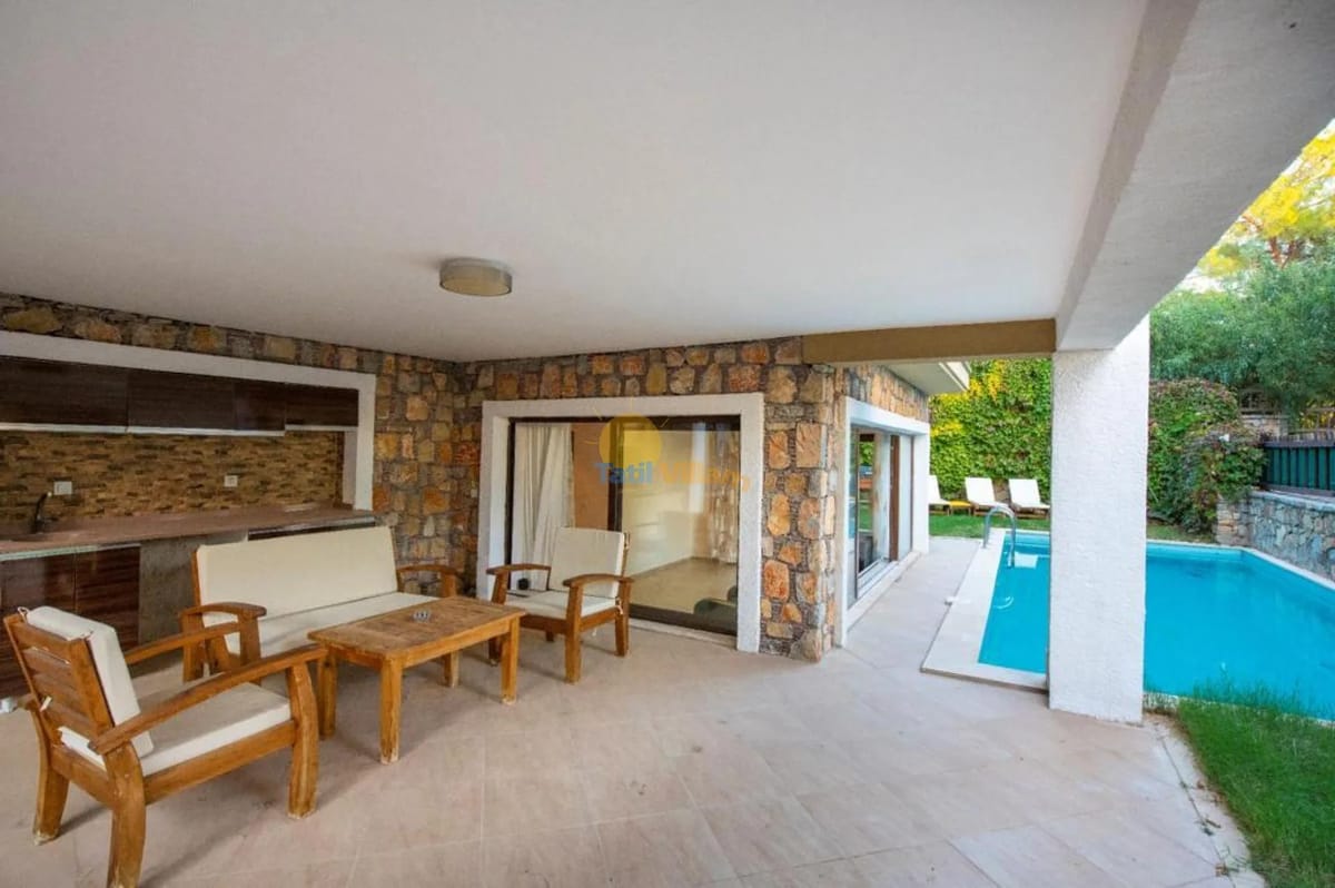 Villa Dally