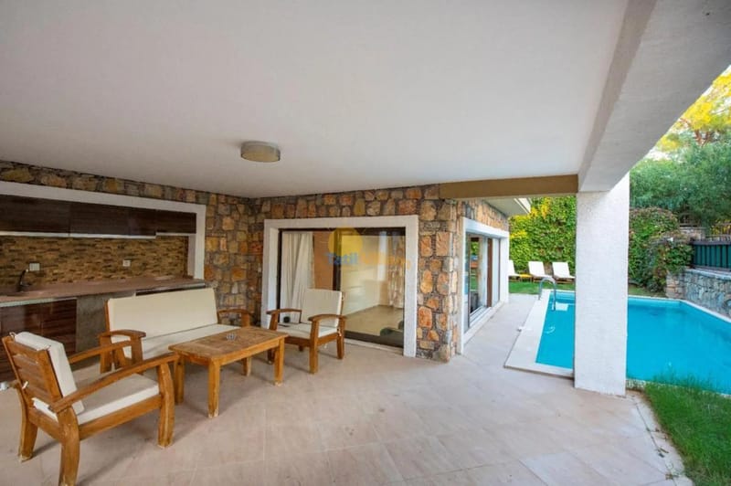 Villa Dally